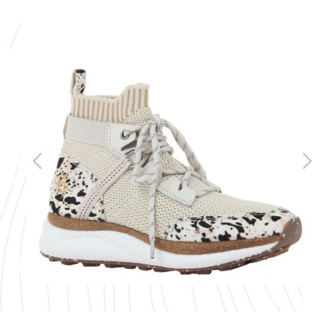OTBT Hybrid High Top Platform women’s Sneaker size 6.5 shoes animal print lace- - Picture 4 of 10